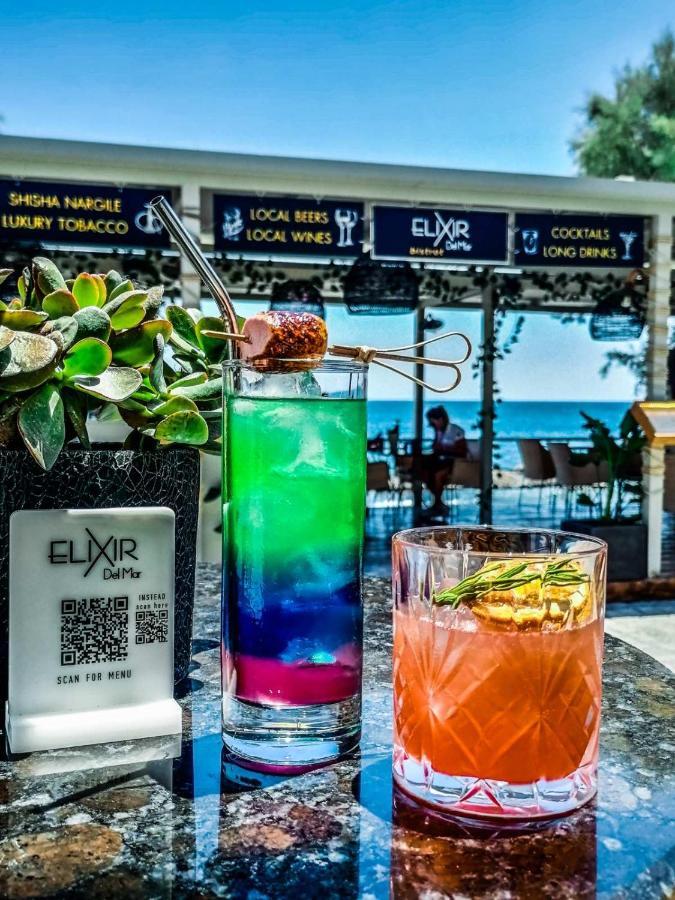 Elixir Del Mar On The Beach Kamari  Exterior photo